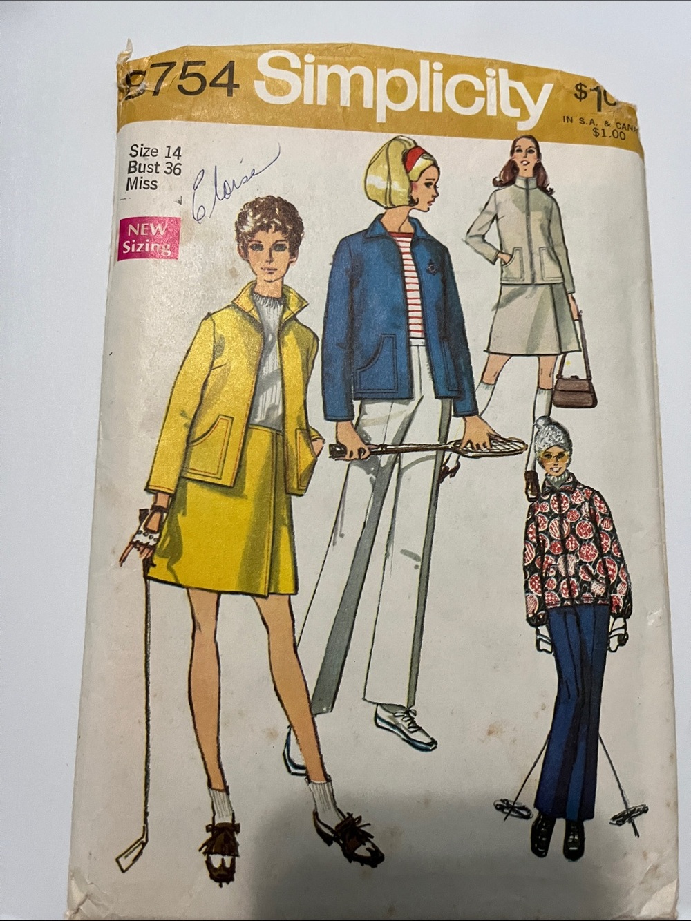 Simplicity Vintage Sewing Pattern , Uncut ,Never Used From the 70